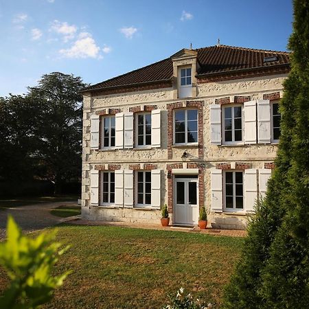 Bed and Breakfast Les Reves De Flamboin Gouaix Экстерьер фото