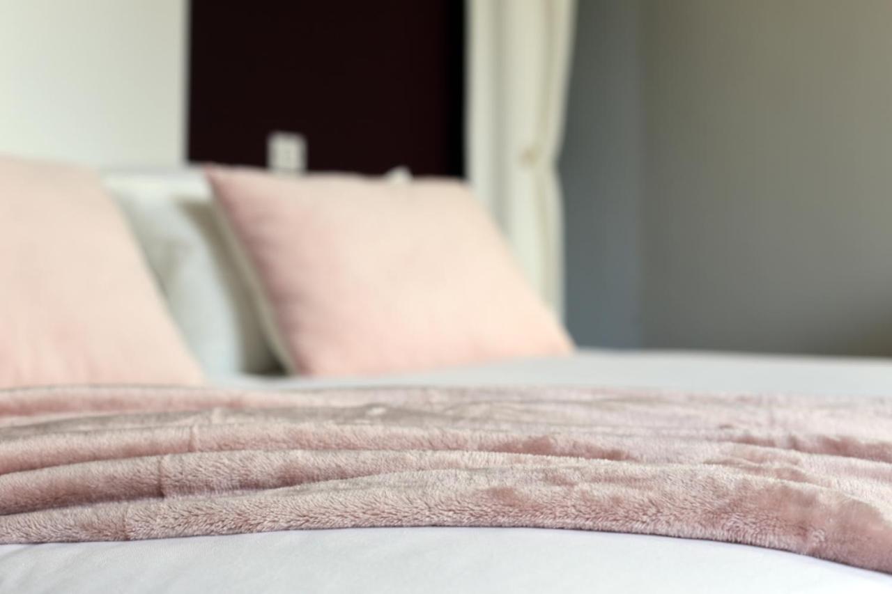 Bed and Breakfast Les Reves De Flamboin Gouaix Экстерьер фото
